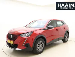 Rood Gebruikt 2023 Peugeot e-2008 Active SUV | € 21.950 (Eerlijke prijs)