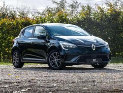Zwart Gebruikt 2021 Renault Clio V R.S. Hatchback | € 15.950 (Eerlijke prijs)