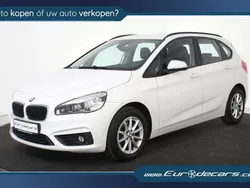 Wit Gebruikt 2017 BMW 220 Active Tourer Executive MPV | € 16.400 (Goede deal)