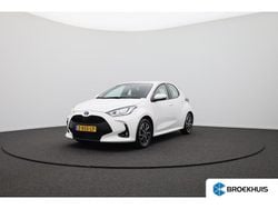 Wit Gebruikt 2024 Toyota Yaris Hybrid Hatchback | € 23.900 (Eerlijke prijs)