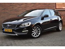 Zwart Gebruikt 2014 Volvo V60 Momentum Stationwagen | € 6.949 (Eerlijke prijs)