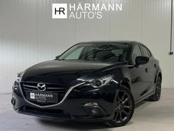 Zwart Gebruikt 2017 Mazda 3 Hatchback | € 9.899