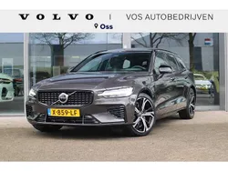 Grijs Gebruikt 2022 Volvo V60 Plus Stationwagen | € 44.950 (Iets duurder)
