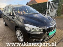 Zwart Gebruikt 2018 BMW 216 Executive Stationwagen | € 8.999 (Goede deal)