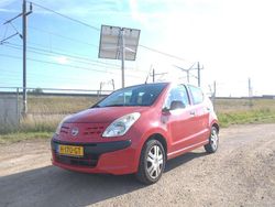 Rood Gebruikt 2009 Nissan Pixo Visia Hatchback | € 999 (Eerlijke prijs)