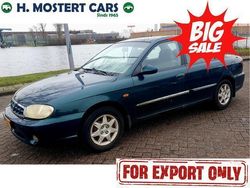 Groen Gebruikt 2001 Kia Mentor Sedan | € 650