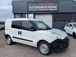 Wit Gebruikt 2017 Opel Combo Selection MPV | € 7.950 (Eerlijke prijs)