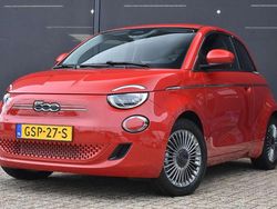Rood Gebruikt 2024 Fiat 500e Comfort Hatchback | € 22.400 (Eerlijke prijs)