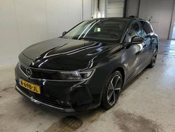 Zwart Gebruikt 2022 Opel Astra Sport Hatchback | € 19.450