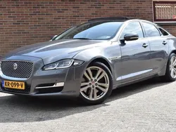 Grijs, metallic lak Gebruikt 2016 Jaguar XJ Premium Luxury Sedan | € 17.949
