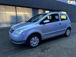 Grijs (metallic) Gebruikt 2007 VW Fox Trendline Hatchback | € 1.249 (Eerlijke prijs)