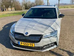 Grijs Gebruikt 2021 Skoda Superb SportLine Stationwagen | € 37.250