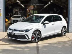 Wit Gebruikt 2021 VW Golf VIII GTE Hatchback | € 25.900 (Goede deal)