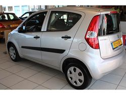 Grijs Gebruikt 2010 Suzuki Splash Hatchback | € 3.100 (Eerlijke prijs)