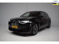 Zwart Gebruikt 2022 BMW iX Executive SUV | € 59.945 (Goede deal)