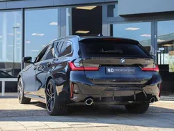 Zwart Gebruikt 2023 BMW 330e M Sport Stationwagen | € 48.950 (Eerlijke prijs)