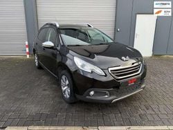 Zwart Gebruikt 2016 Peugeot 2008 GT SUV | € 6.995 (Eerlijke prijs)