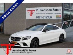 Wit Gebruikt 2018 Mercedes C200 AMG line Coupé | € 29.950 (Eerlijke prijs)