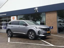 Grijs Gebruikt 2023 Peugeot 5008 Allure MPV | € 32.250 (Eerlijke prijs)