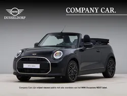 Zwart, metallic lak Gebruikt 2024 Mini Cooper Cabriolet Favoured Cabriolet | € 46.950