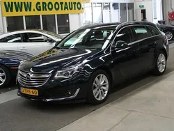 Groen Gebruikt 2014 Opel Insignia Cosmo Stationwagen | € 7.944 (Goede deal)