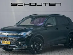 Zwart Gebruikt 2024 VW Tiguan R-line SUV | € 54.900 (Eerlijke prijs)