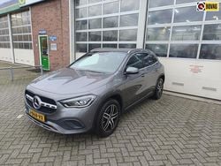 Grijs Gebruikt 2020 Mercedes GLA200 Style SUV | € 34.950 (Goede deal)