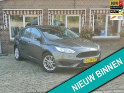 Grijs Gebruikt 2015 Ford Focus Trend Hatchback | € 9.600 (Eerlijke prijs)