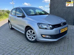 Grijs Gebruikt 2011 VW Polo Hatchback | € 2.995 (Goede deal)