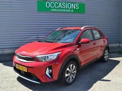Rood Gebruikt 2022 Kia Stonic SUV | € 22.750 (Eerlijke prijs)