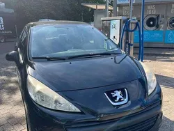 Zwart Gebruikt 2010 Peugeot 207 Hatchback | € 2.000 (Eerlijke prijs)