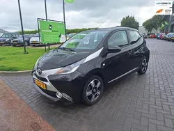 Zwart Gebruikt 2014 Toyota Aygo X-clusiv Hatchback | € 6.499 (Eerlijke prijs)
