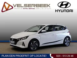Wit Gebruikt 2023 Hyundai i20 Comfort Hatchback | € 18.845 (Eerlijke prijs)