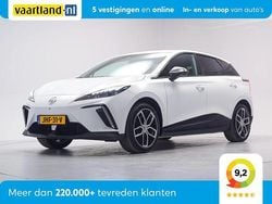 Wit Gebruikt 2023 MG MG4 EV Luxury Hatchback | € 20.909 (Goede deal)