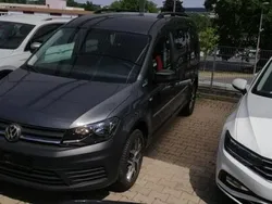 Grijs Gebruikt 2017 VW Caddy Maxi Trendline MPV | € 19.750 (Iets duurder)