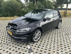 Zwart Gebruikt 2018 VW Golf VII Hatchback | € 13.500 (Eerlijke prijs)