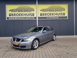 Grijs (metallic) Gebruikt 2009 BMW 318 Stationwagen | € 2.150 (Super prijs)