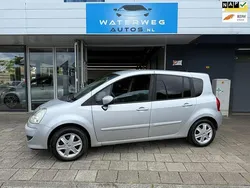 Grijs Gebruikt 2008 Renault Grand Modus Dynamique MPV | € 2.250 (Eerlijke prijs)