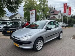 Grijs Gebruikt 2000 Peugeot 206 Hatchback | € 2.950 (Iets duurder)