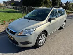 Groen Gebruikt 2009 Ford Focus Trend Stationwagen | € 1.775 (Goede deal)