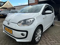 Wit Gebruikt 2016 VW up! CLUB Hatchback | € 7.999 (Goede deal)
