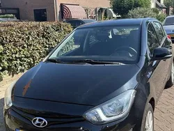 Zwart Gebruikt 2014 Hyundai i20 MPV | € 5.950