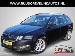 Zwart Gebruikt 2019 Skoda Octavia Style Stationwagen | € 11.445 (Iets duurder)