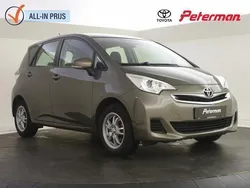 Bruin Gebruikt 2014 Toyota Verso-S MPV | € 11.899 (Iets duurder)