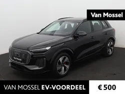 Zwart Gebruikt 2024 Audi Q6 e-tron Sport SUV | € 74.900