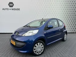 Blauw, metallic lak Gebruikt 2008 Peugeot 107 Hatchback | € 2.250 (Eerlijke prijs)