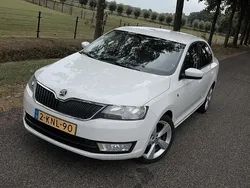 Wit Gebruikt 2013 Skoda Rapid Hatchback | € 4.299 (Duur)