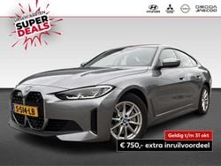 Grijs Gebruikt 2023 BMW i4 Executive Sedan | € 38.930 (Super prijs)