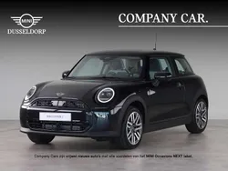 Zwart Gebruikt 2024 Mini Cooper Classic Hatchback | € 37.950