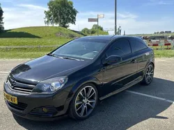 Zwart Gebruikt 2005 Opel Astra Sport Coupé | € 1.999 (Eerlijke prijs)